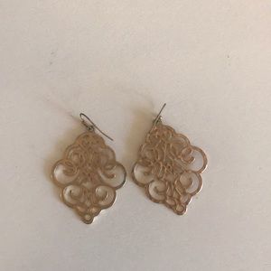 Gold detailed dangly earring